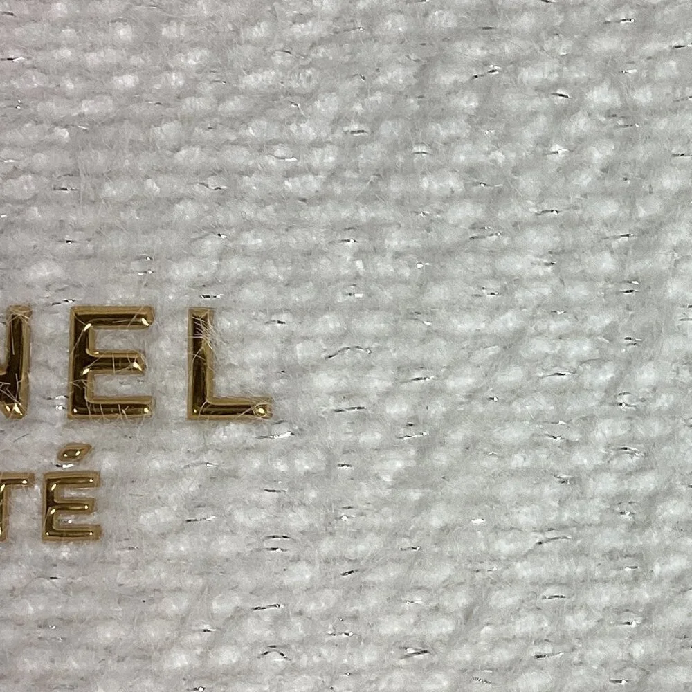 Chanel Holiday Makeup Bag - 2024 Snowflake Zipper